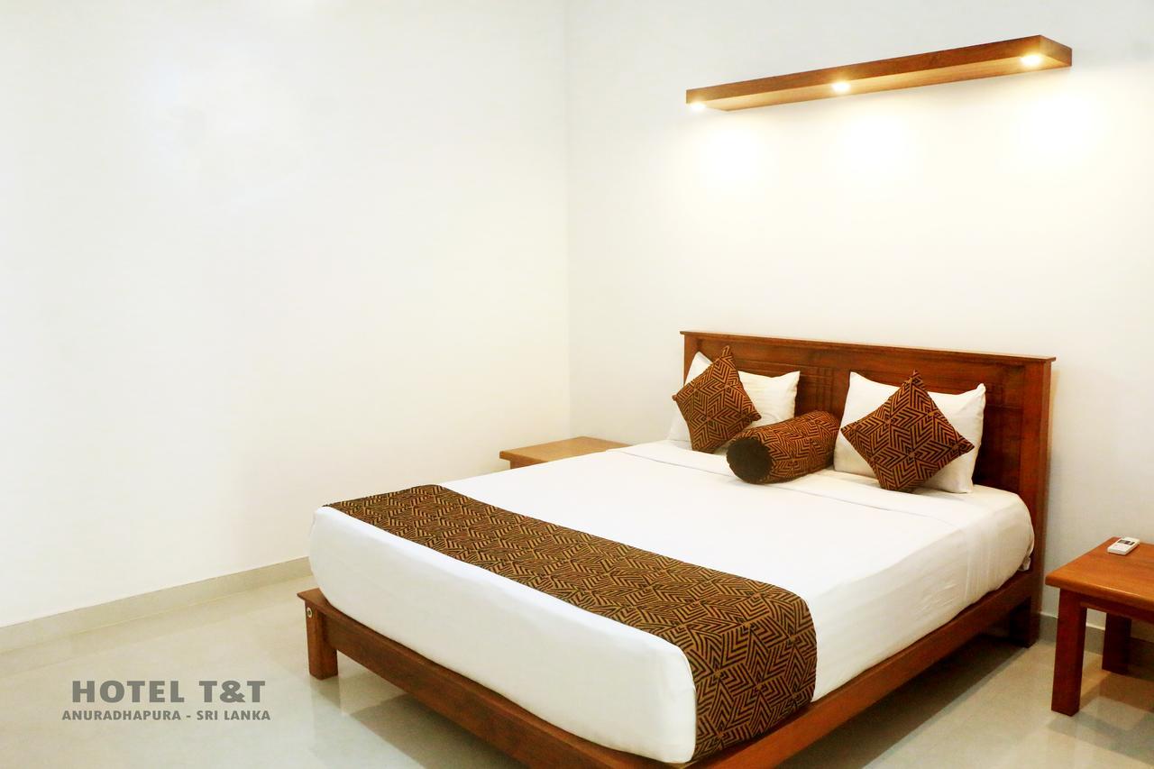 Hotel T & T 아누라다푸라 외부 사진