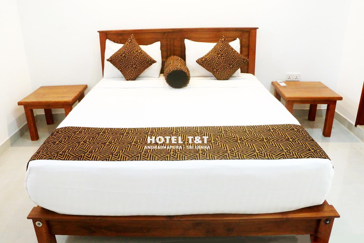 Hotel T & T 아누라다푸라 외부 사진
